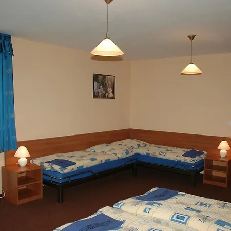 בית הארחה Marathon