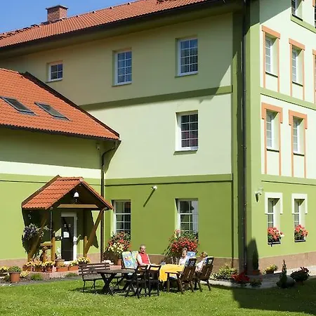 בית הארחה Marathon וורצ'לאבי