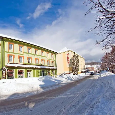 בית הארחה Marathon